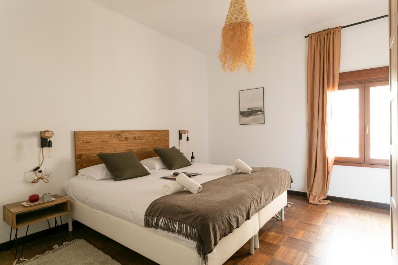 Appartamento Ab Spacious Eixample Barcellona